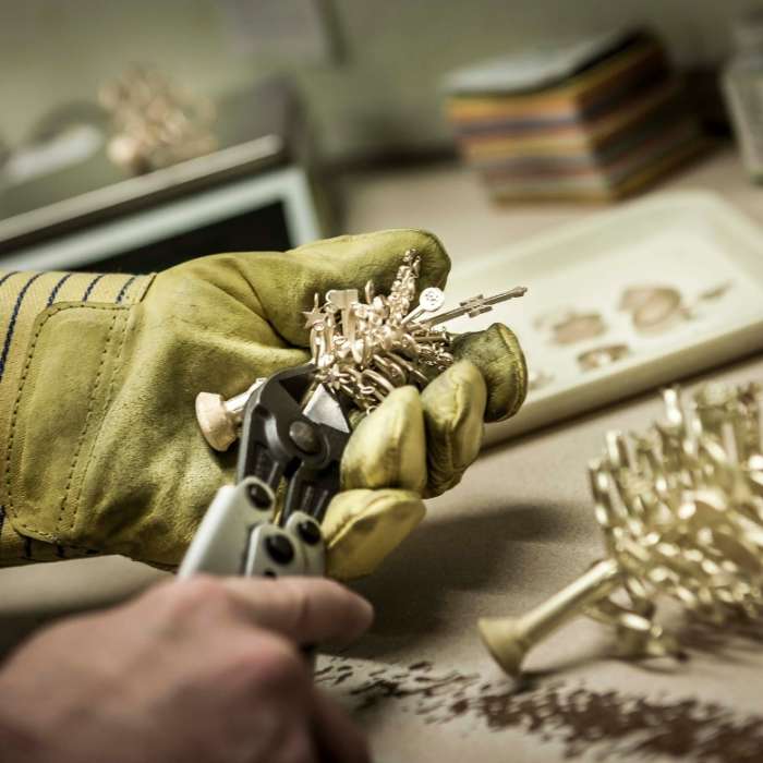 setting two stones for a new jewellery