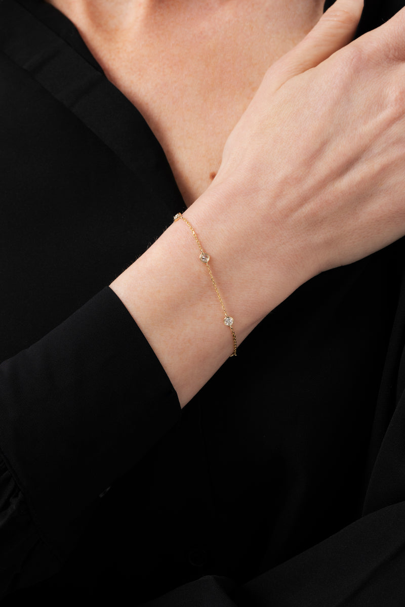 18K Gold and Natural Diamond Station Bracelet
