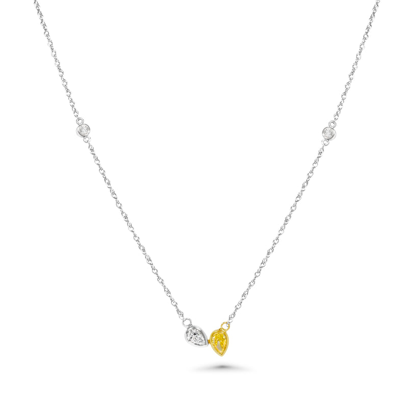 18K Be Unique Pear Diamonds Necklace