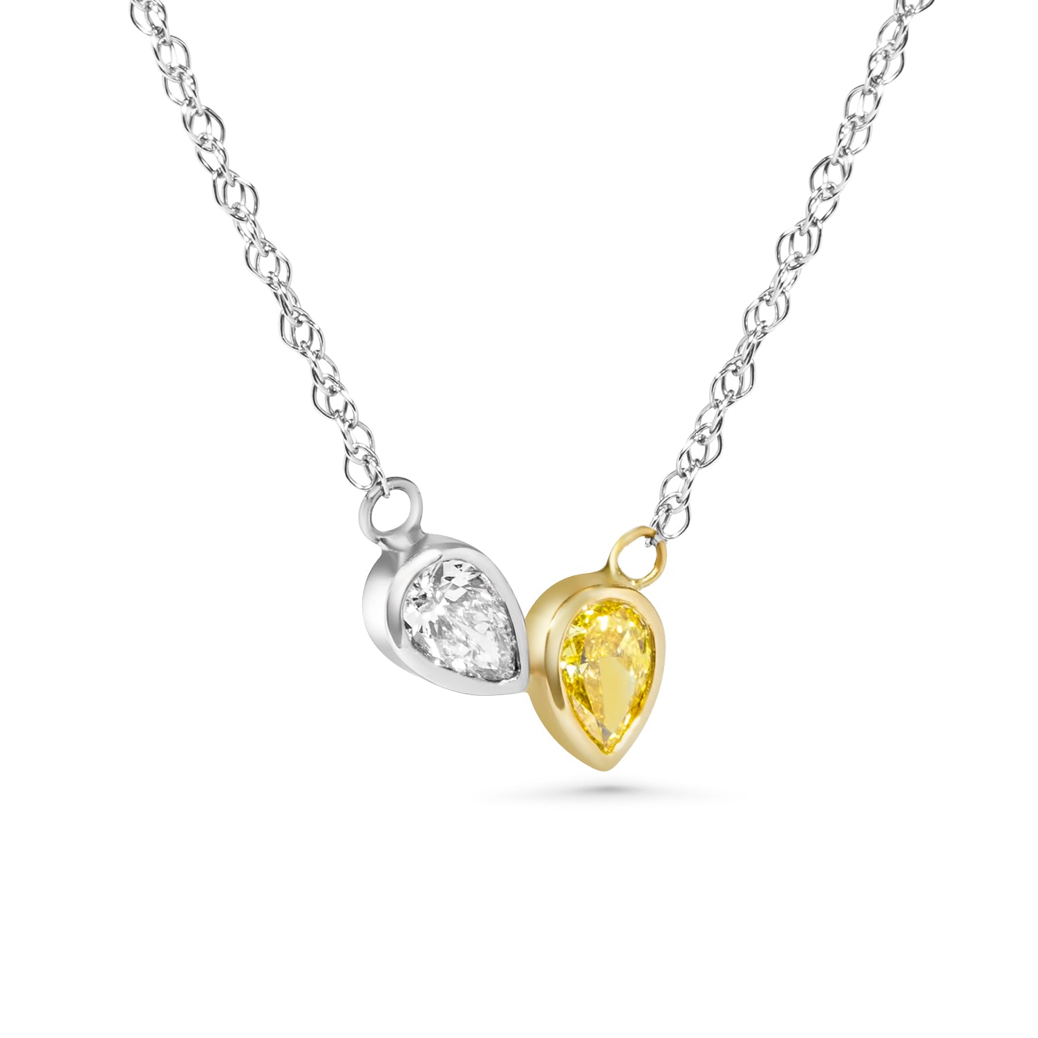 18K Be Unique Pear Diamonds Necklace