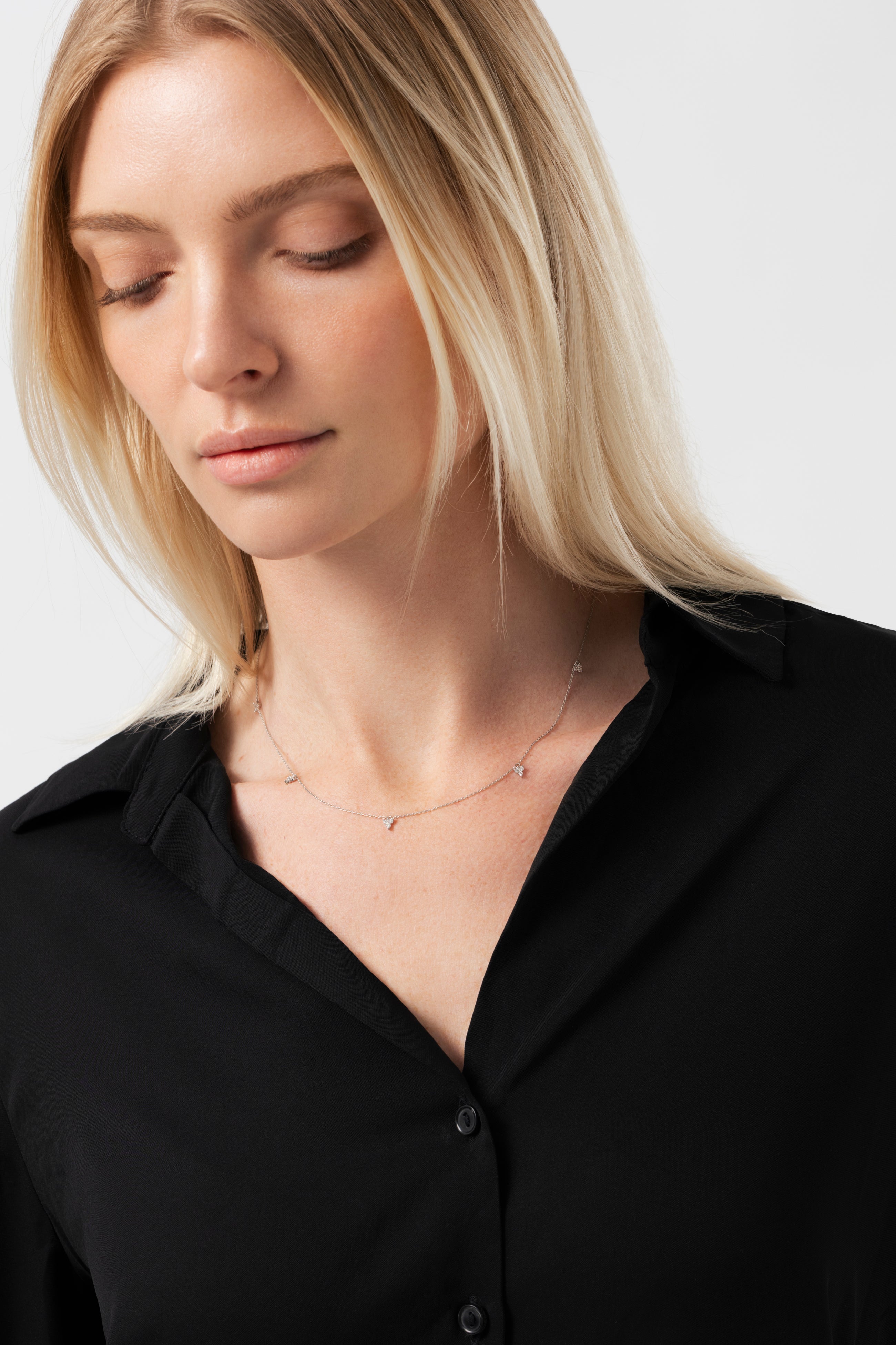 14K Natural Diamond 0.28ct Leaf Station Necklace