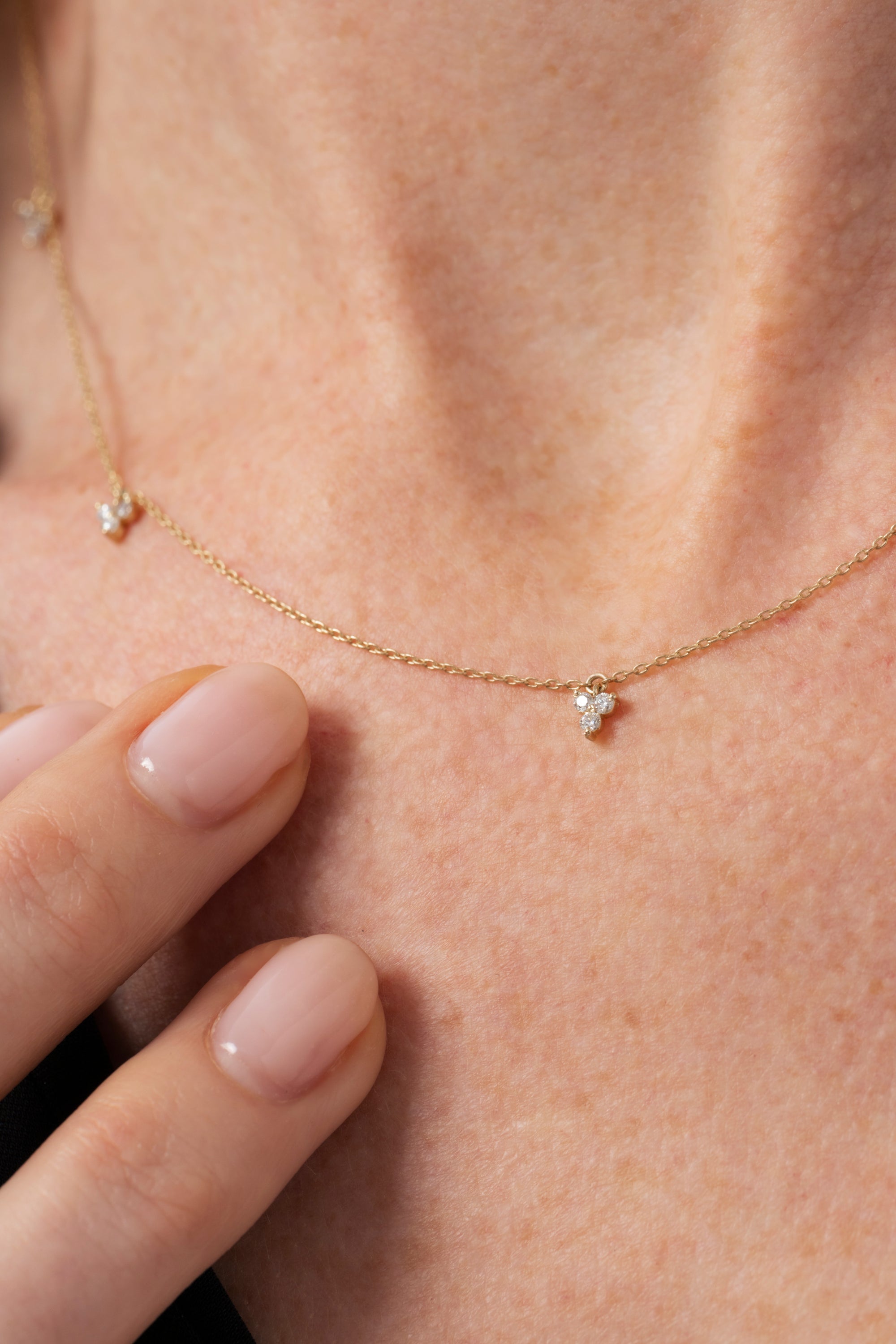 14K Natural Diamond 0.28ct Leaf Station Necklace
